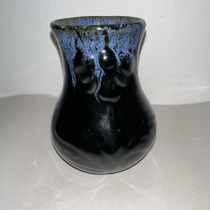 Signed ANNA VAN BRIGGLE Black Coneflower Bud Vase Blue Lava Drip Glazed Vintage